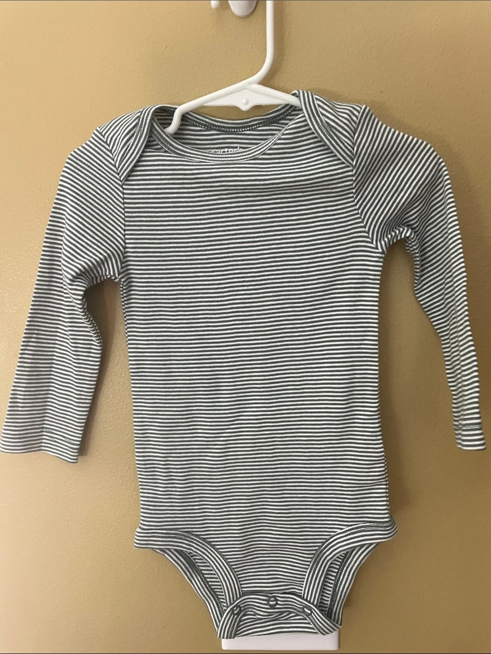 NWT 3-Piece Carter's Green Striped Bodysuit, Olive Pants & Dino Hooded Jacket